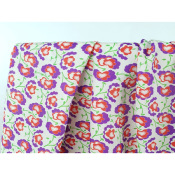 Tissu Crepe de Chine 100 % Soie Fleurettes Coeurs